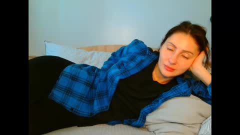 Snapshot of irina9793 chatting on May 15, 10:33 am irina online show from May 15, 10:33 am