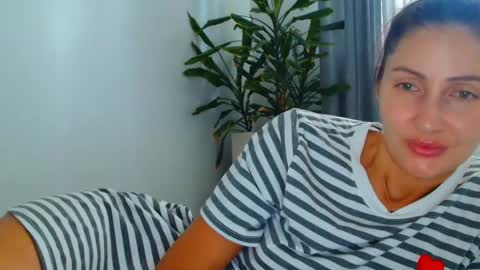 Snapshot of irina9793 chatting on July 8, 6:07 am irina online show from July 8, 6:07 am