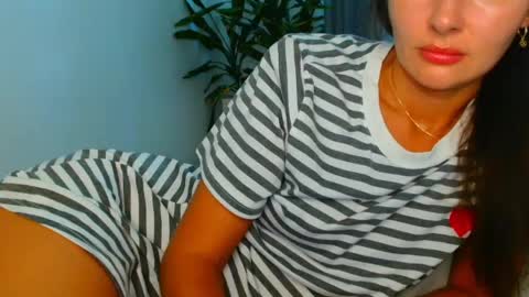 Snapshot of irina9793 chatting on July 17, 7:04 am irina online show from July 17, 7:04 am
