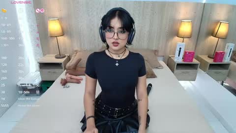 Snapshot of iris_gomez chatting on May 21, 7:32 pm Iris online show from May 21, 7:32 pm