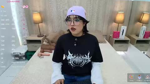 Snapshot of iris_gomez chatting on May 25, 7:31 pm Iris online show from May 25, 7:31 pm