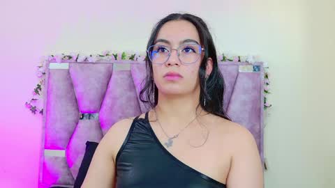 Iris online show from April 22, 6:09 pm