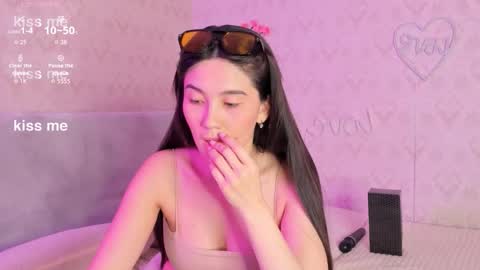 Snapshot of iris_on_cam chatting on October 8, 8:39 pm iris on cam online show from October 8, 8:39 pm