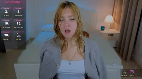 Snapshot of iris_rain chatting on November 7, 10:26 am Iris online show from November 7, 10:26 am