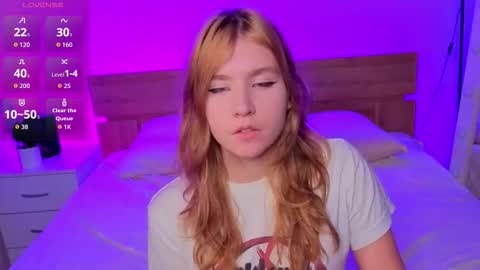 Snapshot of iris_rain chatting on November 15, 10:12 am Iris online show from November 15, 10:12 am