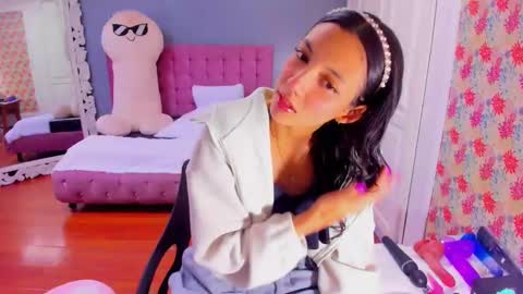 Snapshot of iris_stone_ chatting on January 23, 10:32 am Iris online show from January 23, 10:32 am