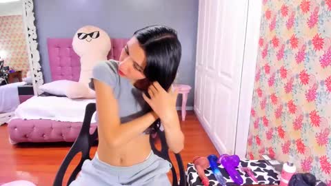 Snapshot of iris_stone_ chatting on March 4, 4:41 pm Iris online show from March 4, 4:41 pm