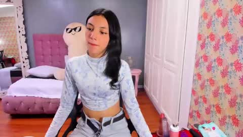 Snapshot of iris_stone_ chatting on March 10, 8:01 pm Iris online show from March 10, 8:01 pm