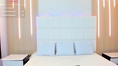 Snapshot of iris_thompson chatting on October 2, 5:25 am Iris online show from October 2, 5:25 am