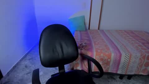 Iris online show from September 23, 2:09 pm