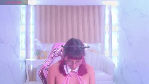 Snapshot of iris_vlahos_s chatting on November 6, 11:15 pm Iris online show from November 6, 11:15 pm