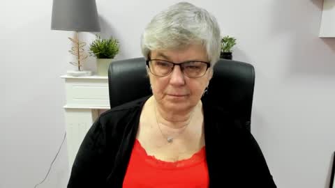 I R I S online show from April 24, 7:44 am