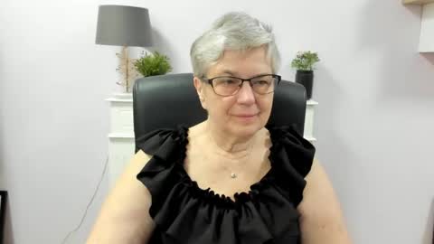 I R I S online show from May 29, 6:11 am
