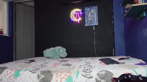 Snapshot of irisbell_ chatting on August 1, 5:34 pm Camilla online show from August 1, 5:34 pm