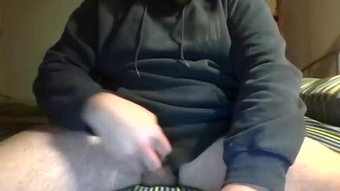 Snapshot of irishadz chatting on January 7, 2:14 am irishadz online show from January 7, 2:14 am