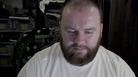 twitter theirishman205 online show from December 17, 11:05 pm