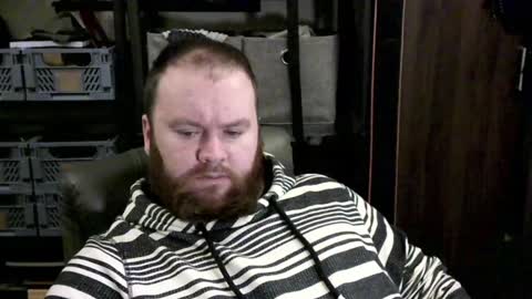 twitter theirishman205 online show from January 4, 3:28 pm