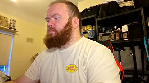 twitter theirishman205 online show from October 12, 7:07 am