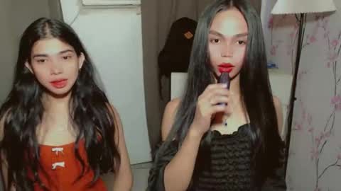 IRISH AND TRIXIE online show from March 8, 1:58 am