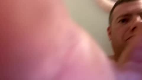 irishstallionxxx online show from December 2, 4:42 am