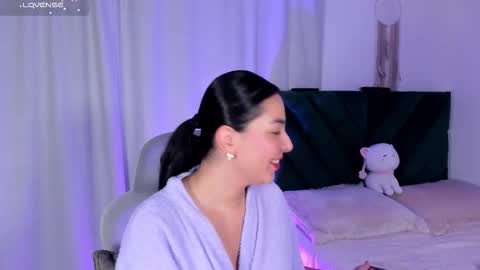 Iris Moira  online show from February 20, 11:11 am