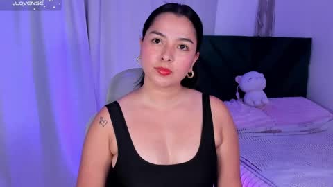 Iris Moira  online show from April 11, 2:16 am