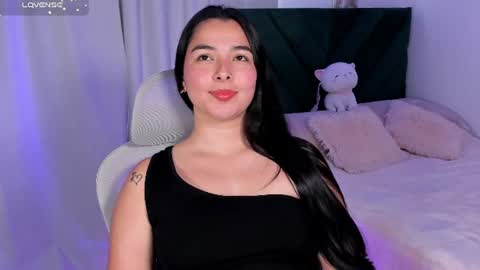 Iris Moira  online show from July 23, 2:26 pm