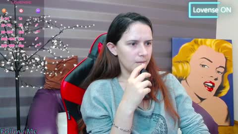 Snapshot of irisnichols chatting on January 19, 3:18 am Iris online show from January 19, 3:18 am