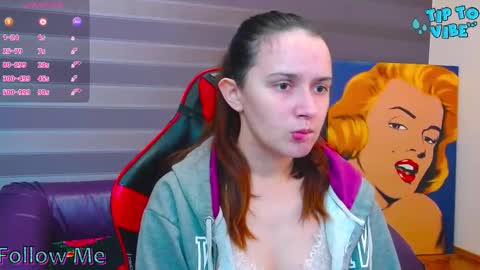 Snapshot of irisnichols chatting on October 18, 12:57 am Iris online show from October 18, 12:57 am