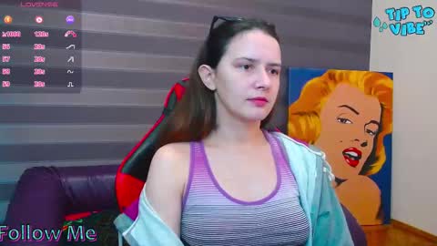 Snapshot of irisnichols chatting on October 29, 10:11 pm Iris online show from October 29, 10:11 pm