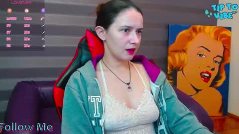 Snapshot of irisnichols chatting on November 3, 10:21 pm Iris online show from November 3, 10:21 pm