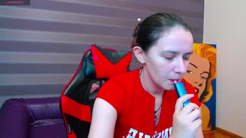 Snapshot of irisnichols chatting on November 5, 3:06 am Iris online show from November 5, 3:06 am