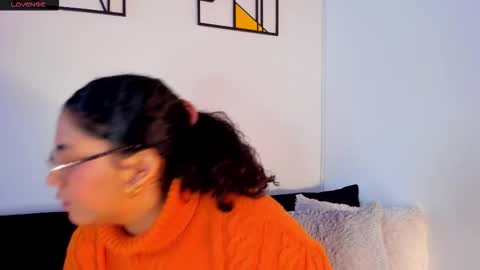 iris online show from September 29, 12:10 pm