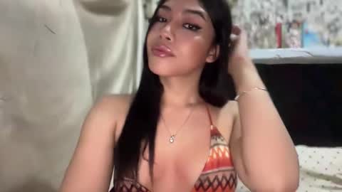 iriss_fox online show from November 14, 11:24 pm