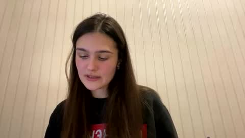 irisss31 online show from January 9, 6:26 pm