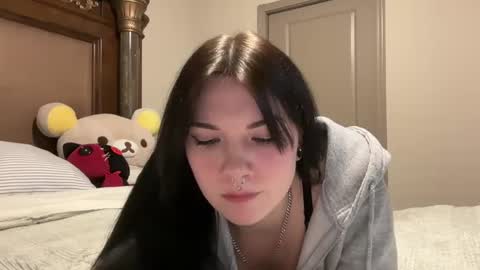 irissweets online show from September 26, 2:59 am