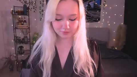 Snapshot of irma_bell chatting on October 3, 12:18 am Irma online show from October 3, 12:18 am