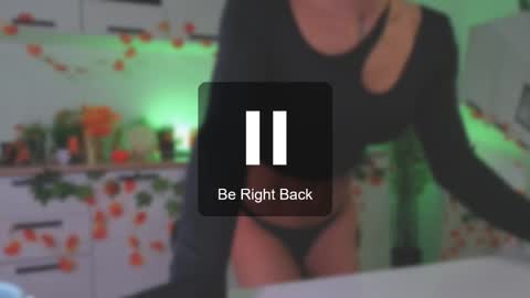 Snapshot of irma_dust chatting on October 17, 7:44 am IRMA FOLLOW ME online show from October 17, 7:44 am