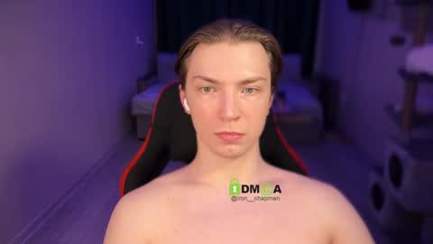 Snapshot of iron__chapman chatting on January 5, 9:14 pm Iron online show from January 5, 9:14 pm