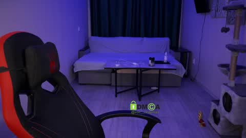 Snapshot of iron__chapman chatting on January 12, 9:19 pm Iron online show from January 12, 9:19 pm