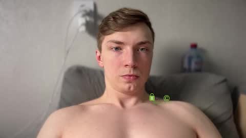 Snapshot of iron__chapman chatting on March 9, 10:08 pm Iron online show from March 9, 10:08 pm