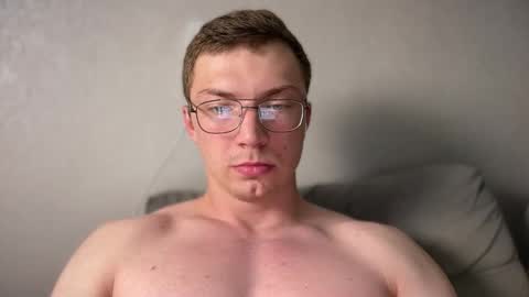 Snapshot of iron__chapman chatting on October 5, 10:29 pm Iron online show from October 5, 10:29 pm