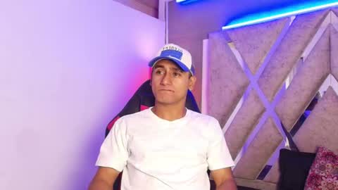 Snapshot of iron_king7 chatting on June 18, 12:31 pm Iron king online show from June 18, 12:31 pm