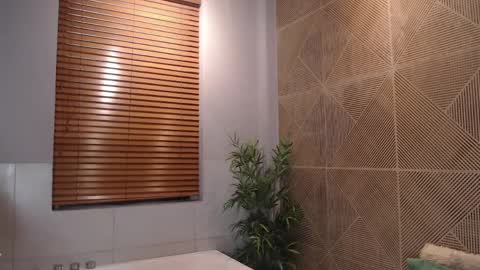 Iron Tous online show from April 2, 9:12 pm