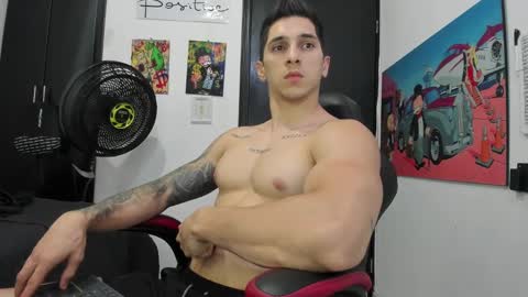 Snapshot of ironflex1 chatting on February 19, 6:32 pm Jake online show from February 19, 6:32 pm