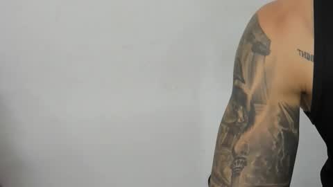 Snapshot of ironflex1 chatting on December 3, 7:56 pm Jake online show from December 3, 7:56 pm