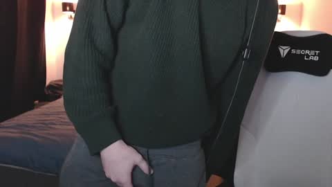 Snapshot of ironthud chatting on January 22, 8:06 pm Sam online show from January 22, 8:06 pm