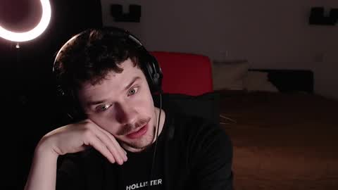 Snapshot of ironthud chatting on February 16, 8:33 pm Sam online show from February 16, 8:33 pm