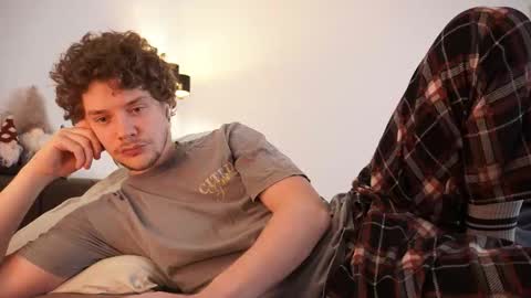 Sam online show from November 29, 5:16 pm