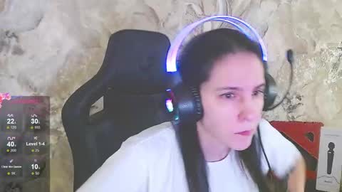 Snapshot of irwi_tomboy chatting on May 13, 11:07 am Irwi Tomboy online show from May 13, 11:07 am